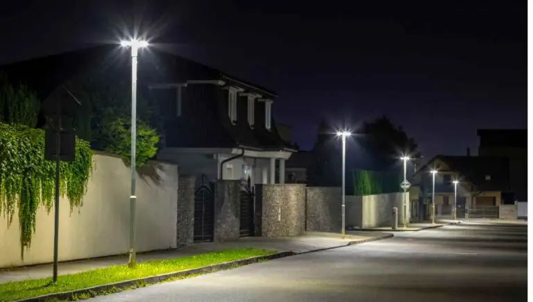 Can You Get Street Lights Moved? (How to Do This Legally)