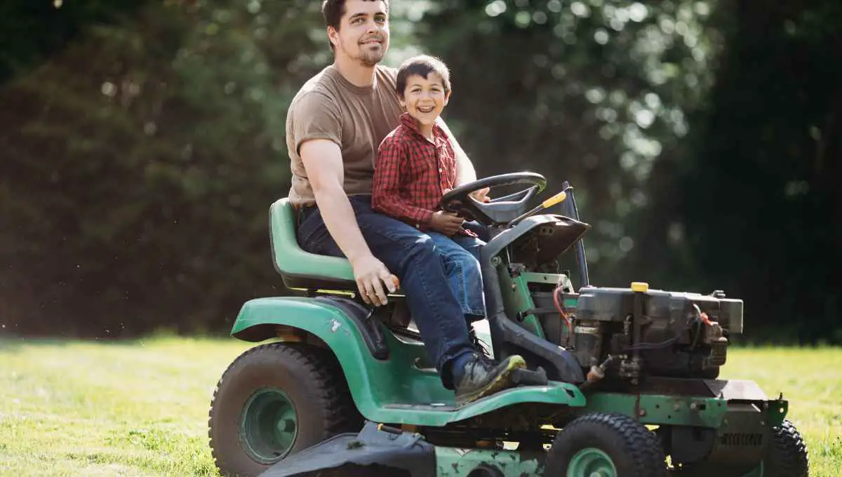 How Much Does a Riding Lawnmower Weigh